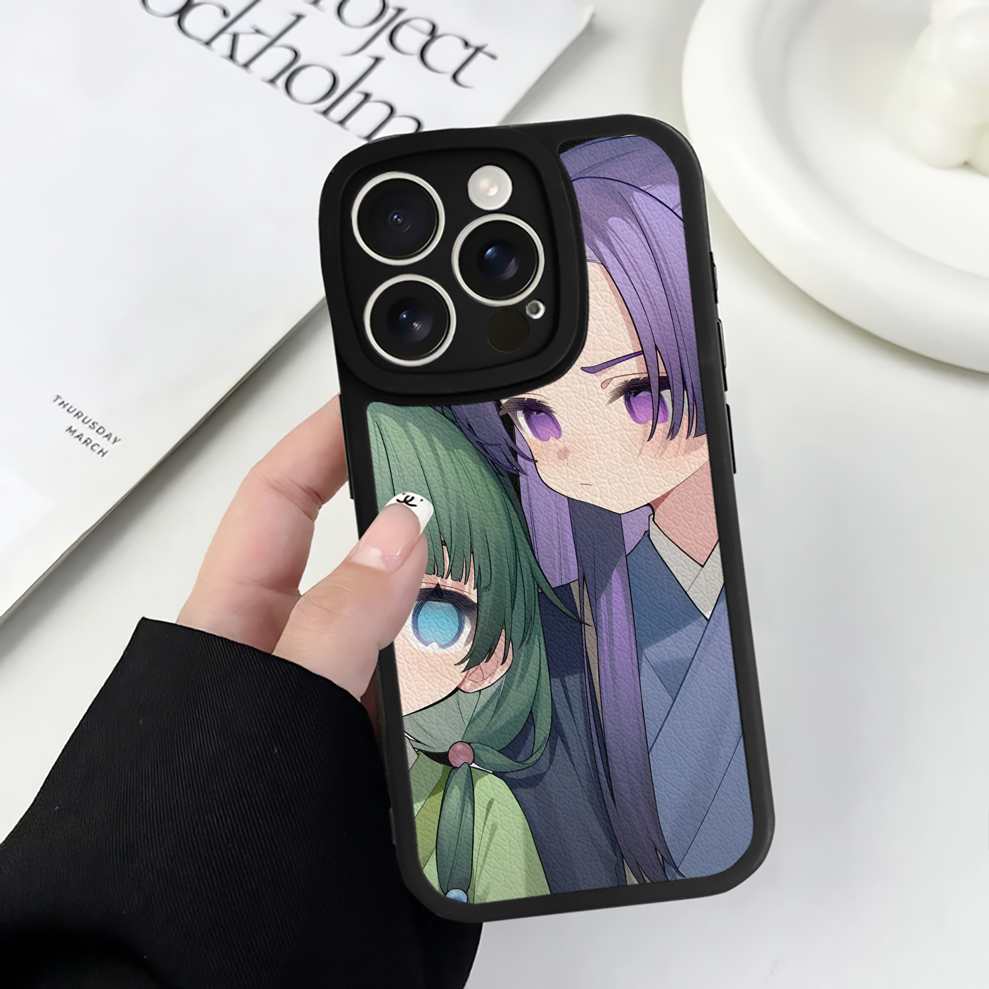 （画像用） 薬屋のひとりごと The Apothecary Diaries 【iPhone 16シリーズ対応】シリコンスマホケース（レザー調） 材質：シリコン